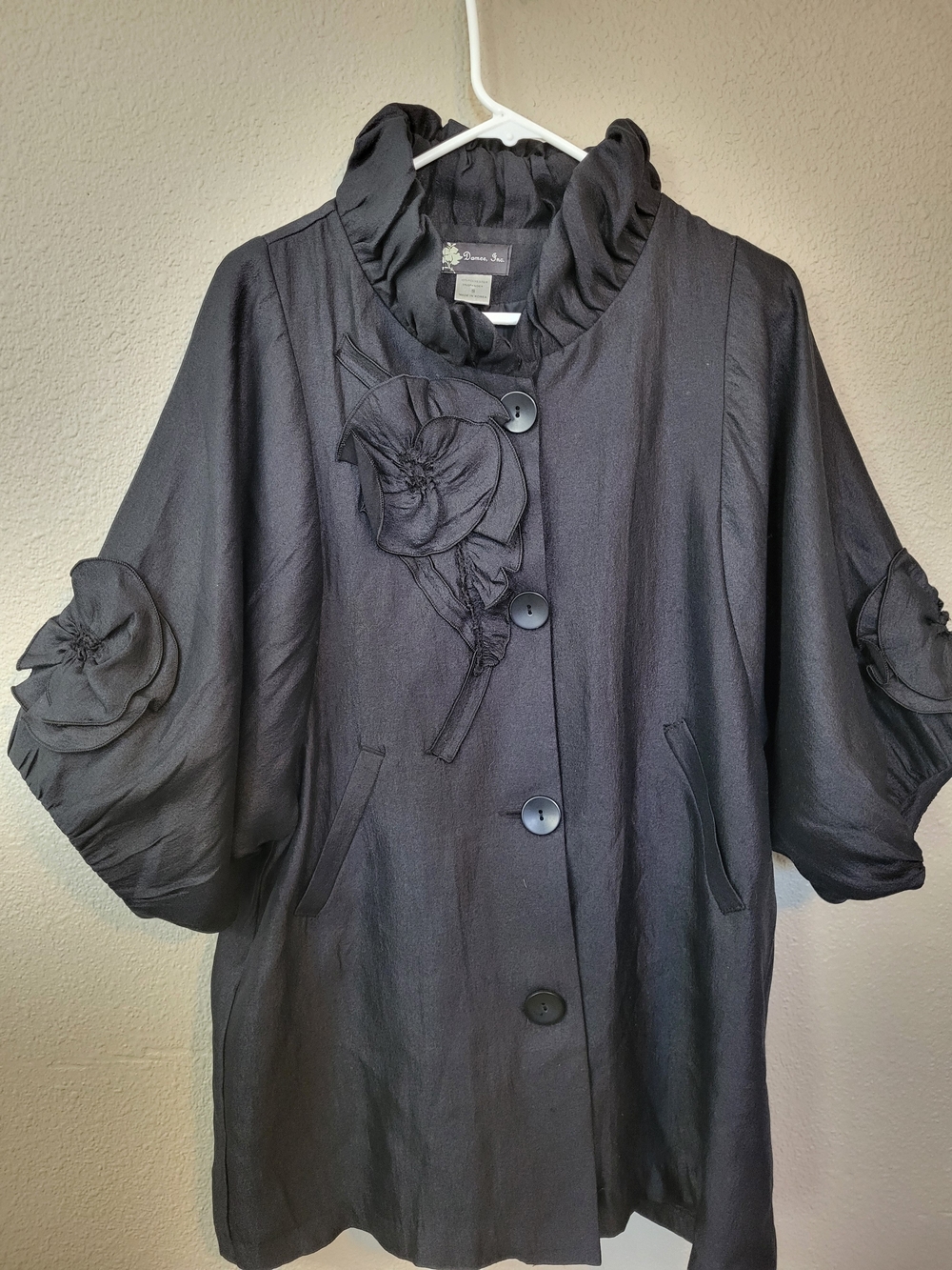 Damee Inc Black Art to Wear Embroidered Eyelet Ruffle Collar Jacket Small